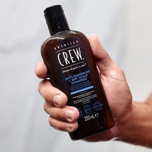 american-crew-anti-dandruff-dry-scalp-shampoo-250ml.jpg