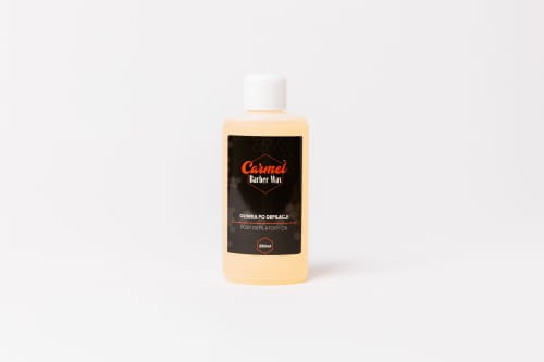Carmel Barber Wax Oliwka łagodząca po depilacji 250ml.jpg