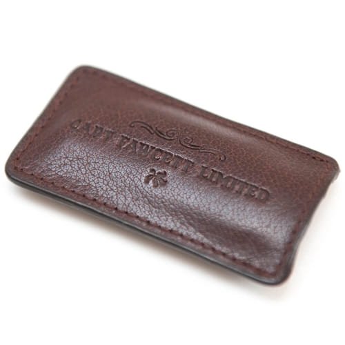 Captain Fawcett Skórzane etui na grzebień do wąsów.jpg