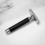 r89black_muhle_black_traditional_razor_3.jpg-2.webp