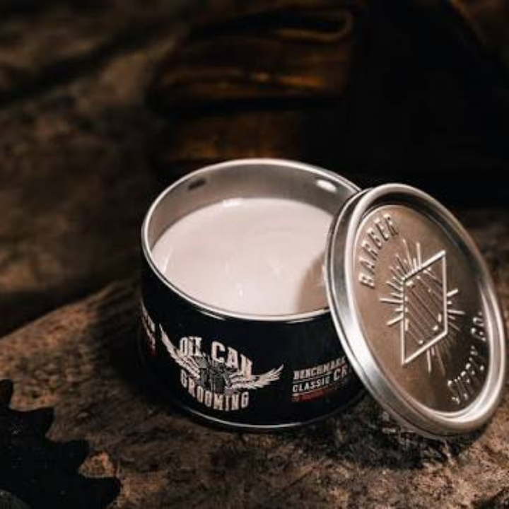Czarna pomada do włosów CLASSIC CREAM Oil Can Grooming 100.png