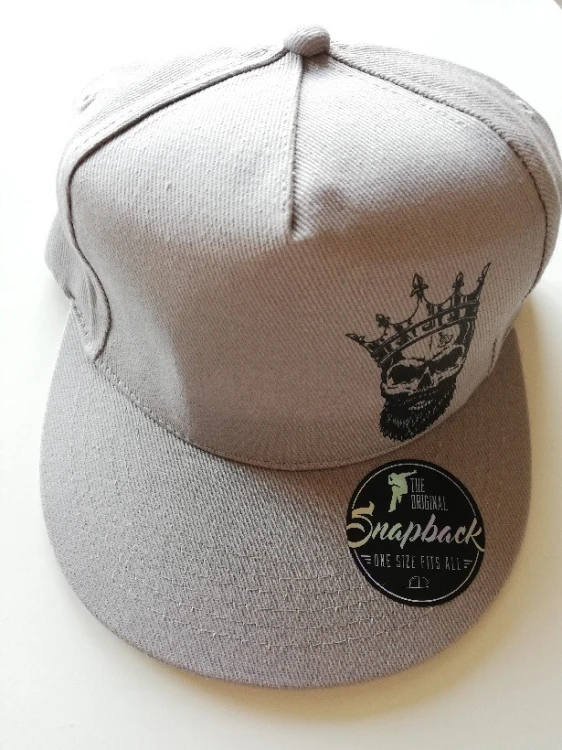 Czapka szara z daszkiem Snapback "Król Brody" BRODATYZBIR